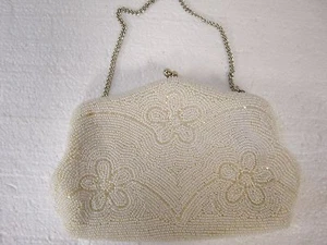 Cartera vintage con cuentas blancas - Imagen 1 de 5