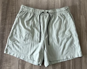 Nike Sportswear Tech Fleece Shorts Mica Green Herren Gr. XL DX0828-330 - Bild 1 von 13