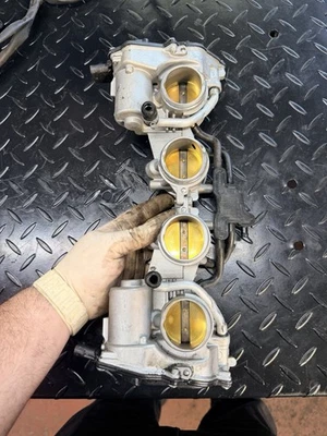 Conjunto de carrocería del acelerador BMW S 1000 RR 2020-2025 13549443596 Foto 1 de 4