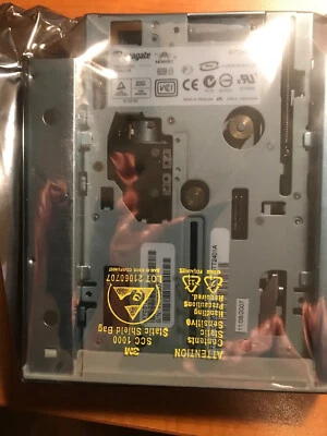 DH783 Dell Powervault 100T Internal TBU 20/40GB IDE STT2401A HH Tape Backup Unit - Image 1 of 2