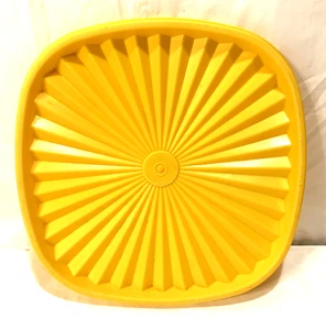 Tupperware vintage ~ Harvest Yellow Starburst #1205 tapa de repuesto solamente ~ 8" - Imagen 1 de 3