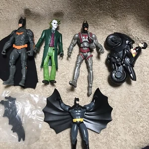 Batman Figures 05 Batman Begins 07 Joker 08 Dark Knight 11 DC Batman Lot Of 5 - Picture 1 of 12