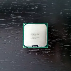 CPU Intel SLGHT E5700 3.0GHz Dual Core Pentium (GH552AV) Processor LGA 775 - Picture 1 of 5