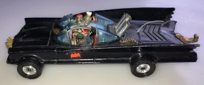 Rare Corgi Batmobile 267 w/ Batman & Robin figures 1982 Vintage Model Car - Image 1 of 4