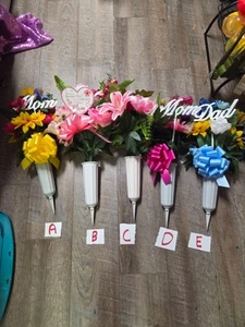 künstliche Friedhof Blumen Grab Denkmal Blumen mit Boden Pfahl Vase - Bild 1 von 9