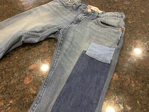 LEVIS KIDS BLUE JEANS Medium REGULAR $40  BIN 5 - Picture 1 of 6