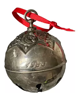 1980 Holly Bell by Reed & Barton Christmas Tree Ornament Silver Plated - Picture 1 of 10