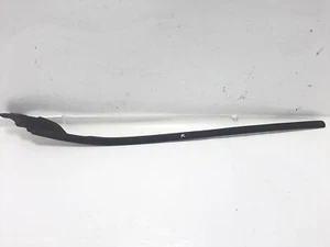VOLVO V40 Hatchback Windshield Left Vertical Trim 31378572 1.6 Diesel 25295455 - Picture 1 of 3