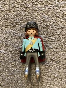 1 PLAYMOBIL Personnage Homme Prince Patin À Glace