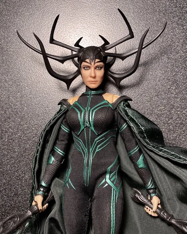 Mezco One:12 HELA (Thor Ragnarok) Customized Action Figure Cover