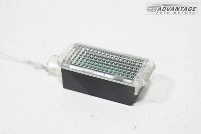 2012-2018 AUDI A6 C7 FRONT LEFT DRIVER SIDE SEAT COURTESY LIGHT LAMP OEM - Image 1 of 4