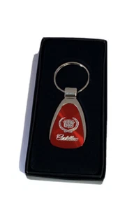 Cadillac Old School Custom Engraved Keychain In Metal Silver. Condition Is New - Bild 1 von 3