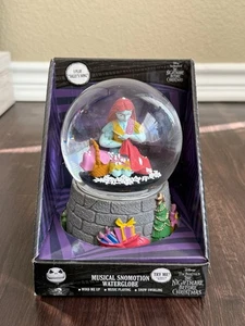 The Nightmare Before Christmas Sally Musical Snomotion Water Globe New READ - Picture 1 of 2