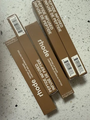 👄 Rhode Peptide Lip Shape Contour Lip Liner, Shade LEAN Ships Free From 🇺🇸 - Image 1 of 4