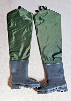 Легкие нейлоновые болотные сапоги Daiwa размеры UK6 неношеные! - Изображение 1 из 4