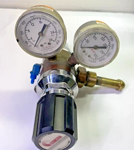 Concoa Precision Gas Regulator 806-5245 CGA-580 inert gas Ser No: 032000912 - Picture 1 of 2
