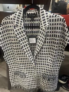 St John Size 16 Vest - Picture 1 of 4