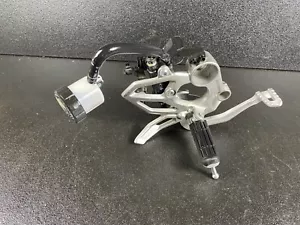 2018 Yamaha Niken Right Front Footrest Foot Peg Bracket Mount break master - Picture 1 of 11
