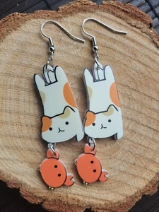 Boucle d'oreille petit chat et son crabe, 7.7 x 1.7 cm, neuf - Picture 1 of 3