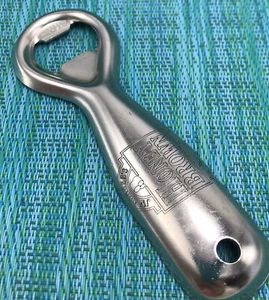 JW Dundees Honey Brown Lager Beer Bottle Opener Promotional Metal Barware - Picture 1 of 9