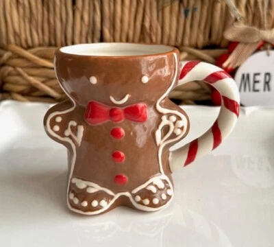 Caneca de Natal Pottery Barn Mr. Spice pão de gengibre NOVA - Imagem 1 de 4