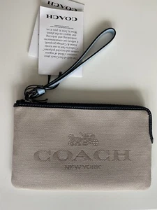 NWT Coach Large Corner Zip Wristlet In Colorblock CA734 - Picture 1 of 9