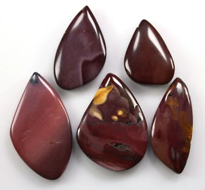 Cinco (5) contas de lágrima de forma mista de jaspe de forma livre 32-51 mm cores ricas - Imagem 1 de 2