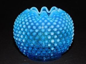 PRE LOGO FENTON BLUE OPALESCENT HOBNAIL ROSE BOWL VASE - Picture 1 of 2