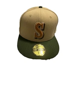 New Era Seattle Mariners “Vegas Strip” 59/50 Ivory/Olive Fitted Hat Size 7 3/4 - Picture 1 of 5