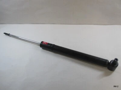 Apoio de suspensão traseiro genuíno KYB 343302 para 1999-2000 Audi A4 Sedan  - Imagem 1 de 4