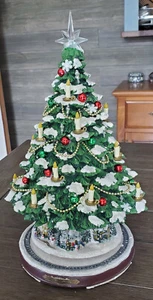 Bradford Exchange Thomas Kinkade “Heart Of Christmas” Masterpiece Tree w/Train - Picture 1 of 6