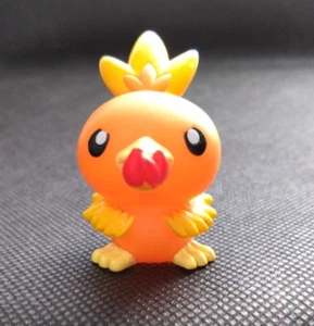 Torchic Pokemon Finger Puppet Figure Nintendo Bandai From Japan - Picture 1 of 5