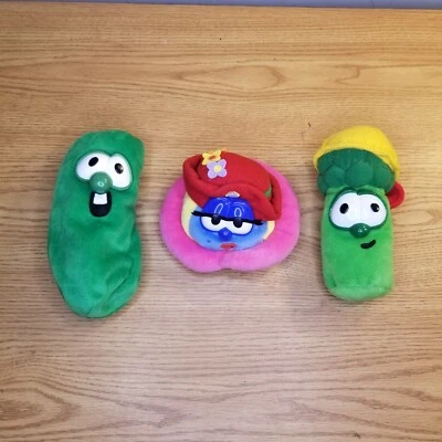 Lote de juguetes de peluche VeggieTales Gund Madame Blueberry Larry Junior espárragos frijoles Foto 1 de 4