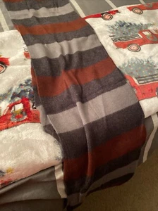 Tommy Hilfiger Scarf - Picture 1 of 2
