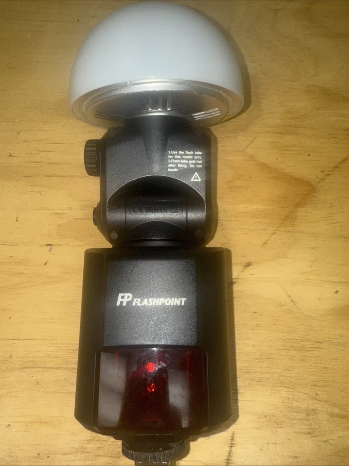 Camera Flashpoint FPLFSL360  With Round Head Flash. - Image 1 of 4