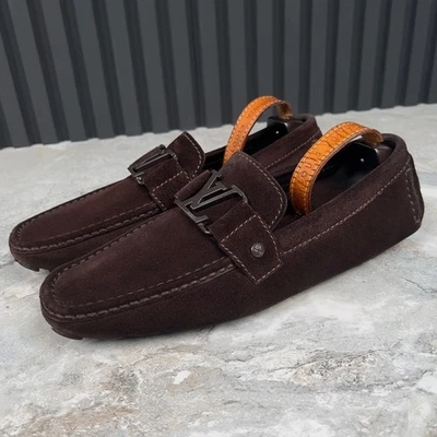 Mocasines de conducción Louis Vuitton Monte Carlo marrón gamuza 8 LV o 9 EE. UU. o 42 EUR Foto 1 de 4