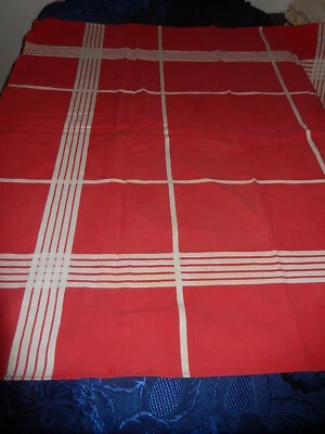 ANCIENNE NAPPE ROUGE 95 X 78 NAPPETTE A THÉ DÉCORATION VINTAGE COUTURE TISSUS 50 - Photo 1/4