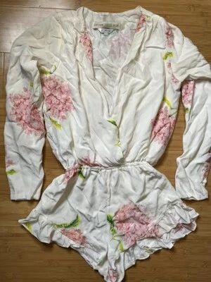 Women’s Size 1 Stone Cold Fox Silk Love Jumper Romper in White Bloom - Image 1 of 4