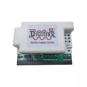 Digitrax SE74 16 Signal Head Controller Decoder w/4 Turnout Controls/Input lines - Picture 1 of 1