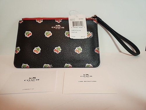 Bracciale piccolo Coach F57317 nuovo con etichette in stampa ciliegia rivestito nero