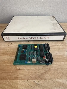 Vintage Motorola M68HC11EVB Evaluation Board with Manual Contest Case - Picture 1 of 8