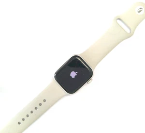 Apple Watch Series 7 - 41mm - Tylko GPS Starlight z opaską sportową Starlight - Zdjęcie 1 z 5