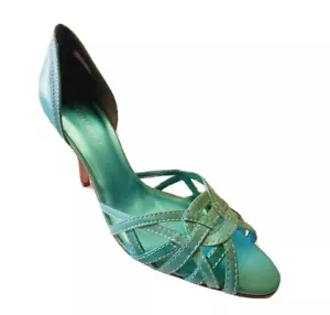 AUTÉNTICO KENNETH COLE HOT PEEPER COMO NUEVO VERDE PEEP TACÓN DE PUNTA MUJER EE. UU. TALLA 10M - Imagen 1 de 12