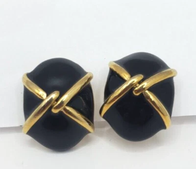 Pendientes de clip negro azabache tono dorado abrazador con clase Foto 1 de 4