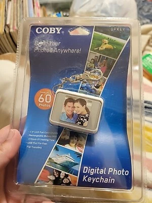Coby 1 1/2 inch DP-151 Up to 60 Pictures Digital Photo Album Keychain NEW - Image 1 of 2