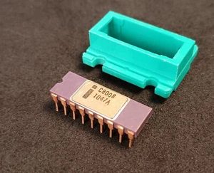 Vintage Intel C8008 CPU (Früheste Version, nicht C8008-1) Gold Lila Keramik NOS - Bild 1 von 10