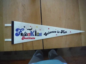 Franklin Institute Pendant Flag 1980s travel collectable - Picture 1 of 1