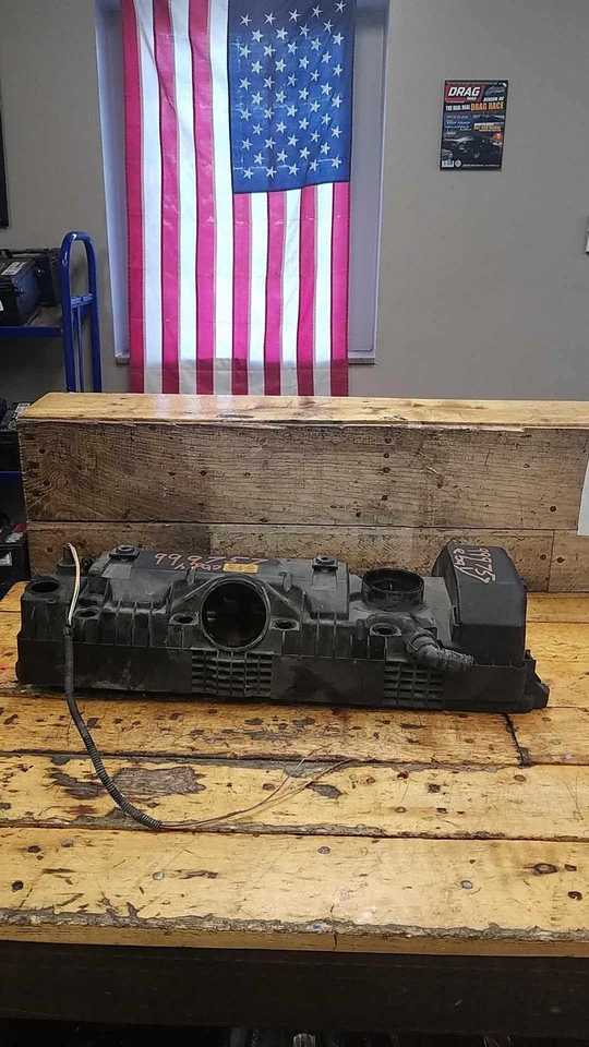 04-10 BMW X5 06-10 550I 650I 04-05 645CI RIGHT VALVE COVER W/O TURBO 4.4L & 4.8L - Image 1 of 4