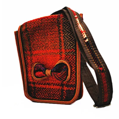 Einzigartige Kelim-Taschen: Jede Tasche erzählt ihre eigene Geschichte - Bild 1 von 4