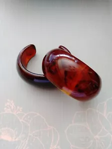 Vintage Posten Menge 2 Manschette Armband Kunststoff Lucite gewölbt Faux Schildpatt Designer - Bild 1 von 12